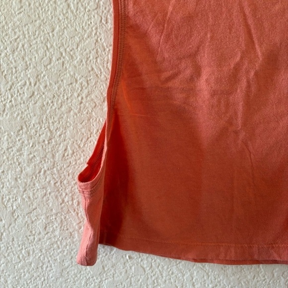 F21 Muscle Tank Size Small - Picture 3 of 8